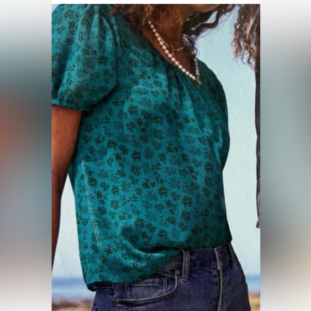 Cabi Panorama Top #4721 Devon Floral teal
